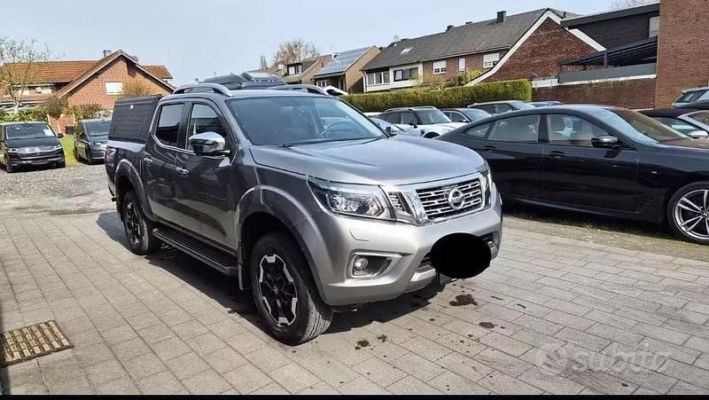 Usata Nissan Navara 190 CV (139 kW) 2019 Grigio Pick-up