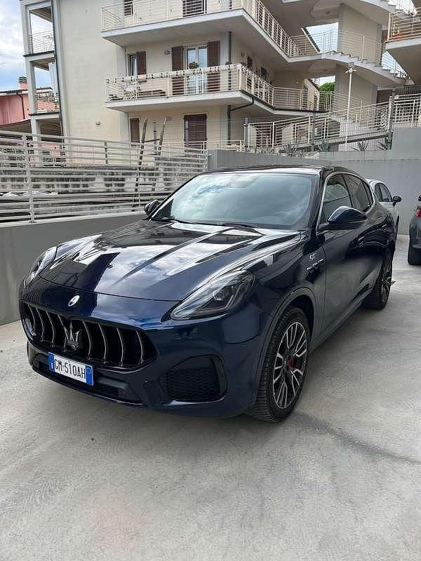 Usata Maserati Grecale GT 300 CV (220 kW) 2023 Blu/azzurro SUV