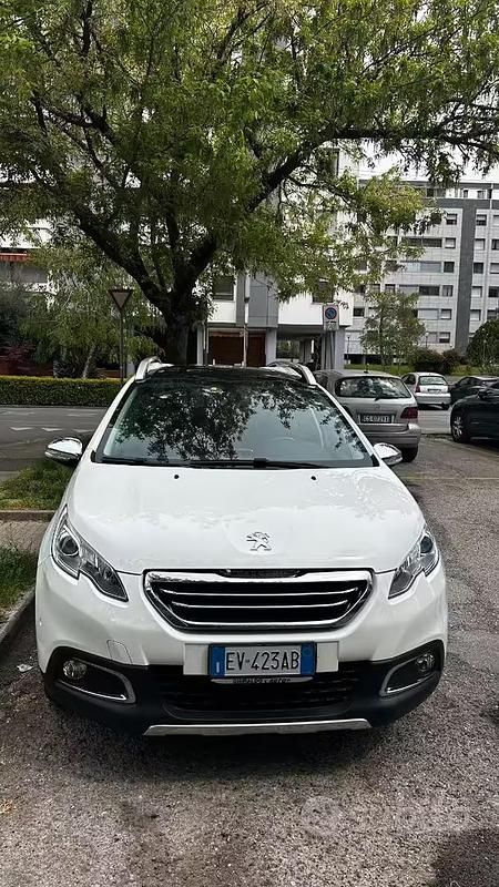 Usata Peugeot 2008 92 CV (67 kW) 2014 Bianco SUV