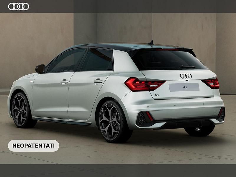 Nuova Audi A1 Sportback Design 116 CV (85 kW) 2026 Argento cavo metallizzato nero mito meta Utilitaria