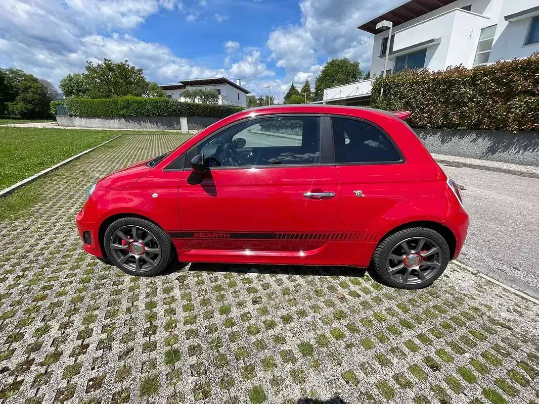 Usata Abarth 595C 140 CV (102 kW) 2011 Rosso Cabrio