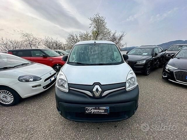 Usado Renault Express 95 CV (69 kW) 2021 Blanco Monovolumen