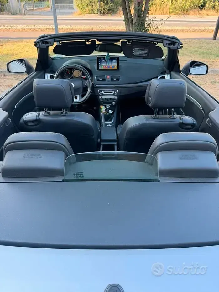 Usata Renault Mégane Cabriolet Luxe 131 CV (96 kW) 2010 Bianco Cabrio