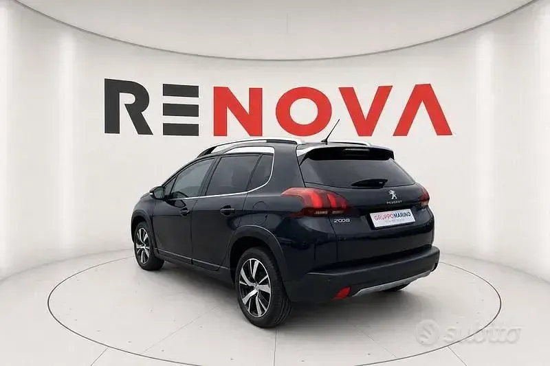 Usata Peugeot 2008 Allure 102 CV (75 kW) 2019 Grigio SUV