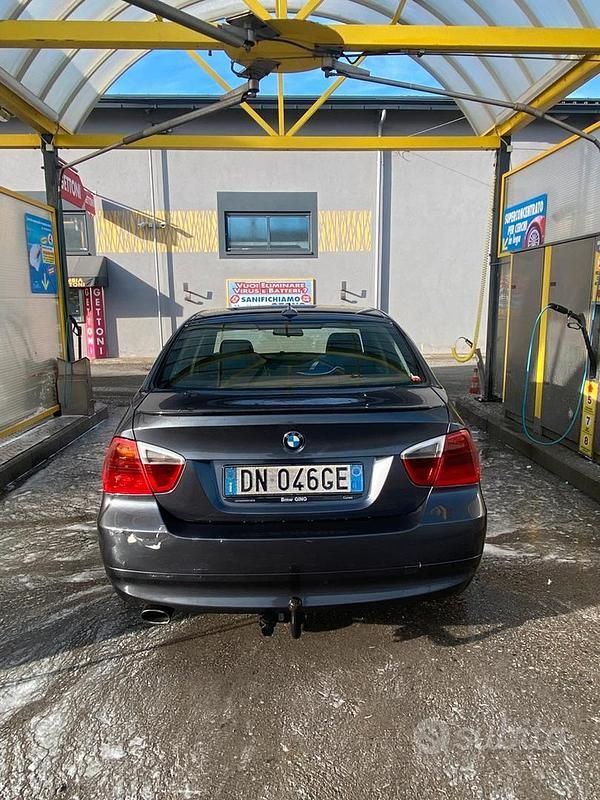 Usata BMW 320 177 CV (130 kW) 2008 Grigio Berlina