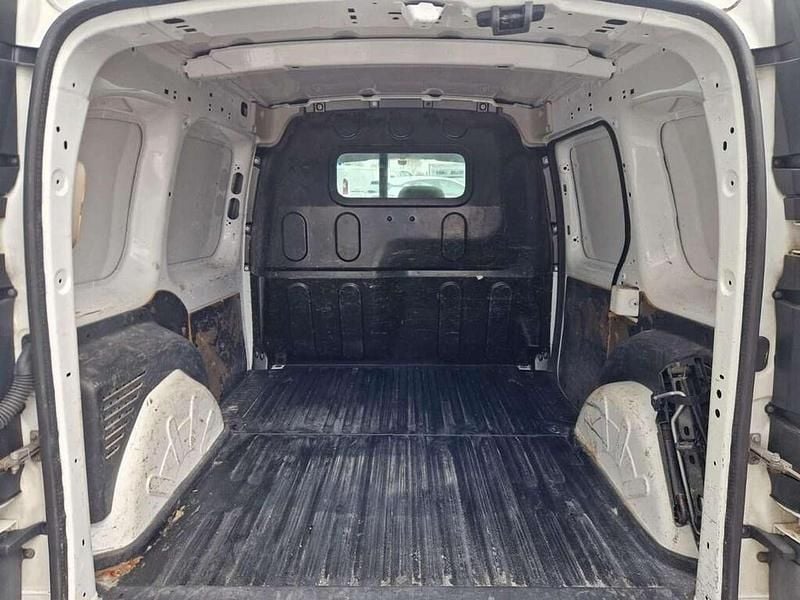 Usata Renault Kangoo 90 CV (66 kW) 2015 Bianco ghiccio Monovolume