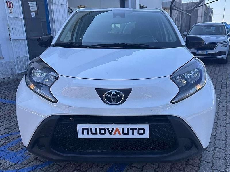 Usata Toyota Aygo X Active 72 CV (52 kW) 2023 Bianco SUV