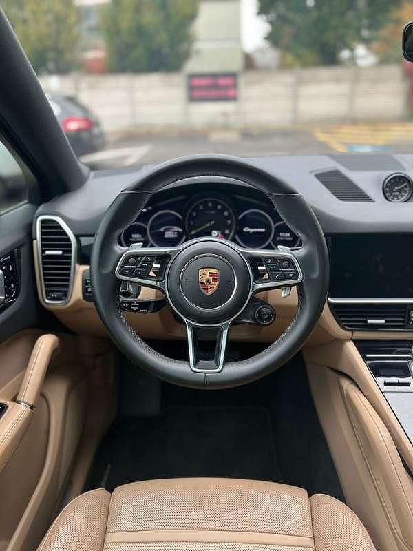 Usata Porsche Cayenne 564 CV (414 kW) 2019 Nero SUV