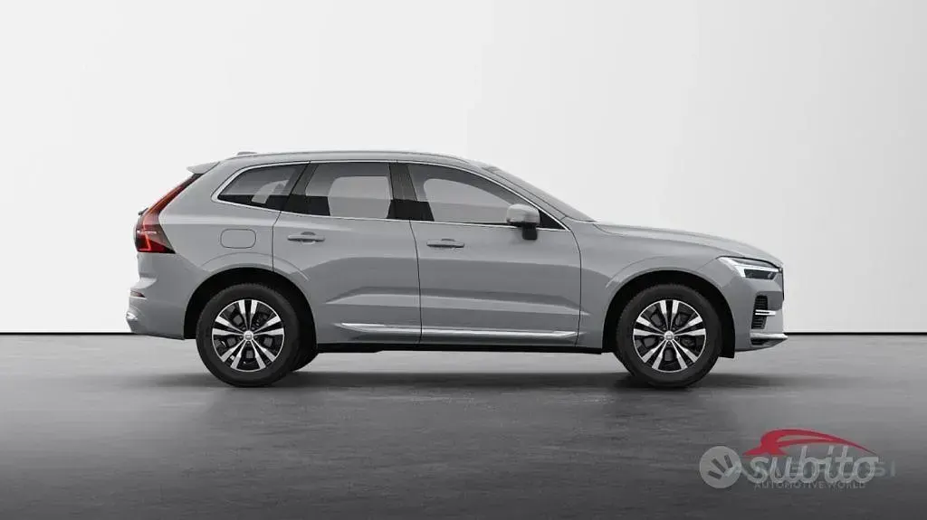 Nuova Volvo XC60 349 CV (256 kW) 2026 Grigio SUV