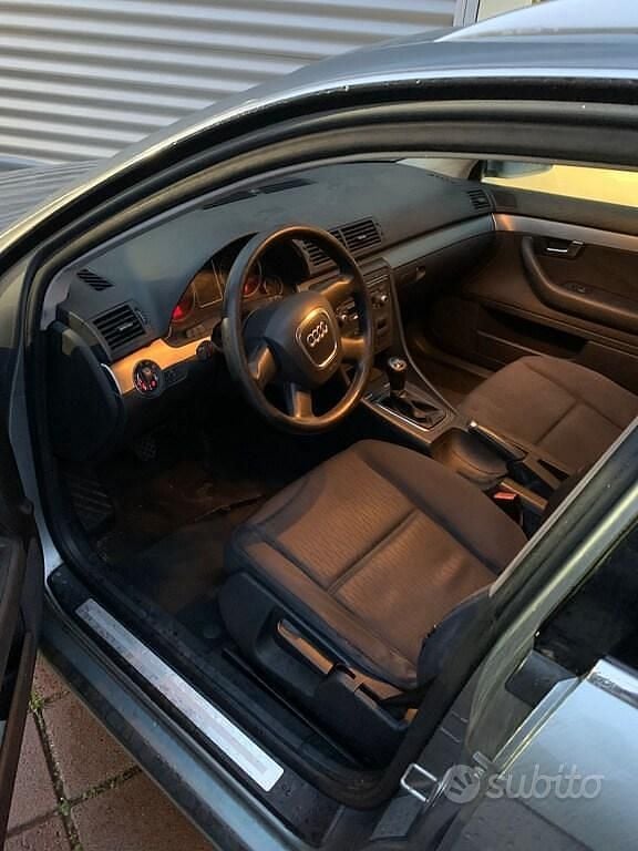 Usata Audi A4 Sport 116 CV (85 kW) 2006 Grigio Station wagon