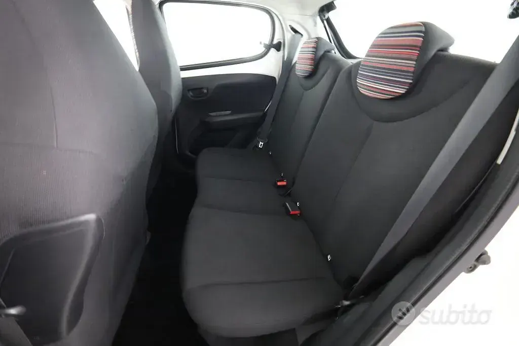 Usata Citroën C1 Feel 72 CV (52 kW) 2019 Polar white Utilitaria