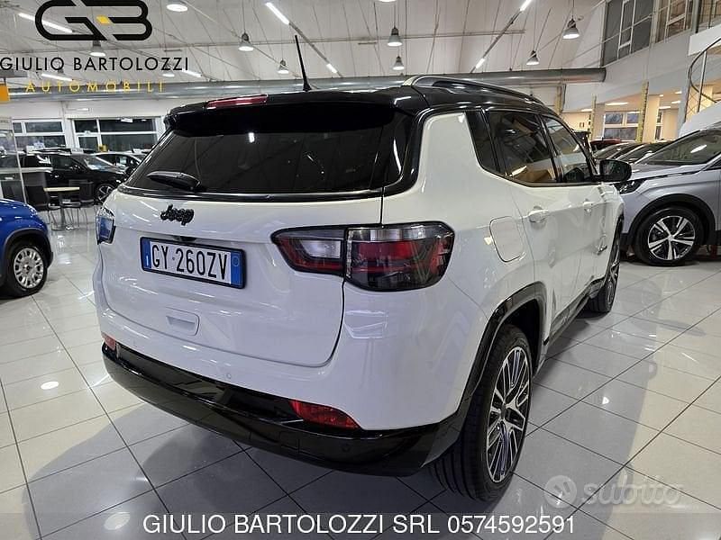 Usata Jeep Compass Summit 131 CV (96 kW) 2025 Bianco SUV