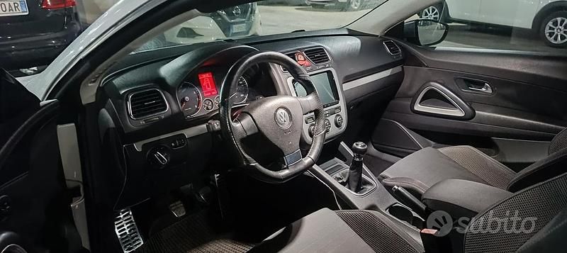 Usata VW Scirocco 160 CV (117 kW) 2009 Grigio Coupé