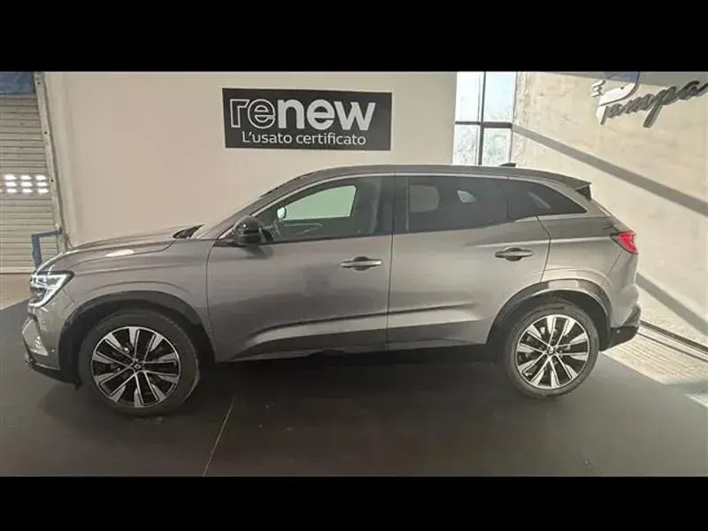 Usata Renault Austral Techno 200 CV (147 kW) 2023 Grigio scuro SUV