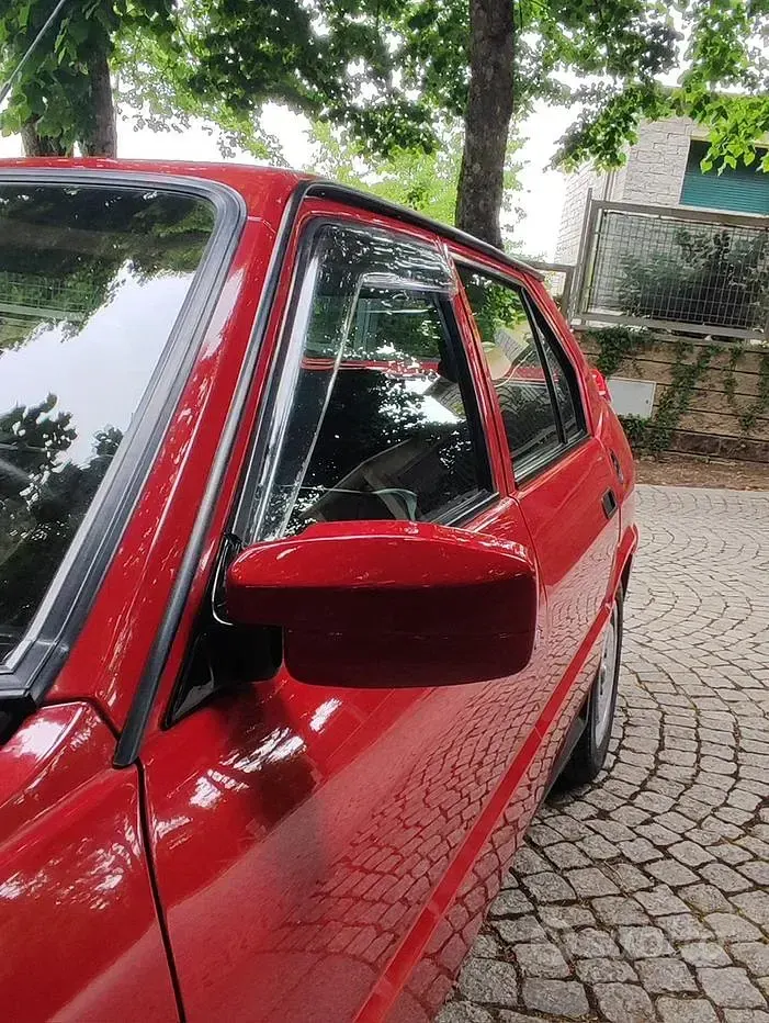 Usata Alfa Romeo 33 Quadrifoglio Verde 118 CV (86 kW) 1988 Rosso Berlina