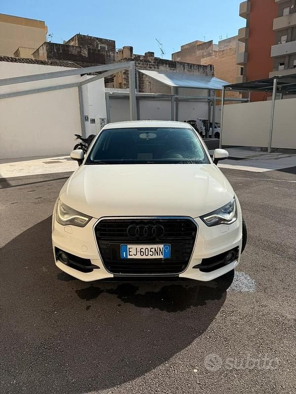 Usata Audi A1 S-Line 106 CV (77 kW) 2011 Bianco Utilitaria