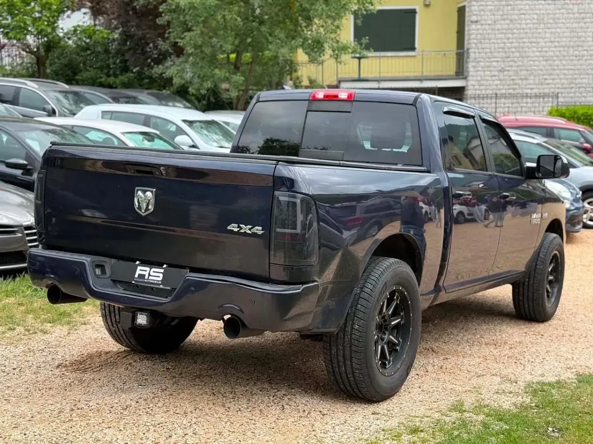 Usata Dodge Ram 399 CV (293 kW) 2016 Blu