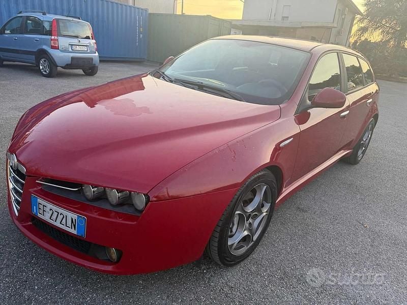 Usata Alfa Romeo 159 Super 136 CV (100 kW) 2011 Station wagon