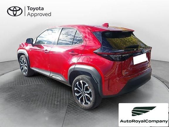 Usata Toyota Yaris Cross Trend 116 CV (85 kW) 2021 Rosso SUV