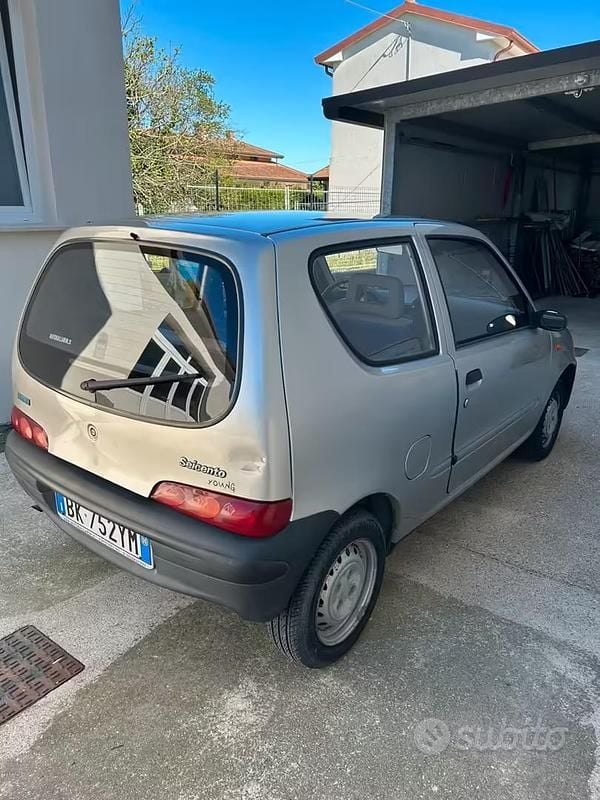 Usata Fiat 600 Young 2000 Grigio Utilitaria