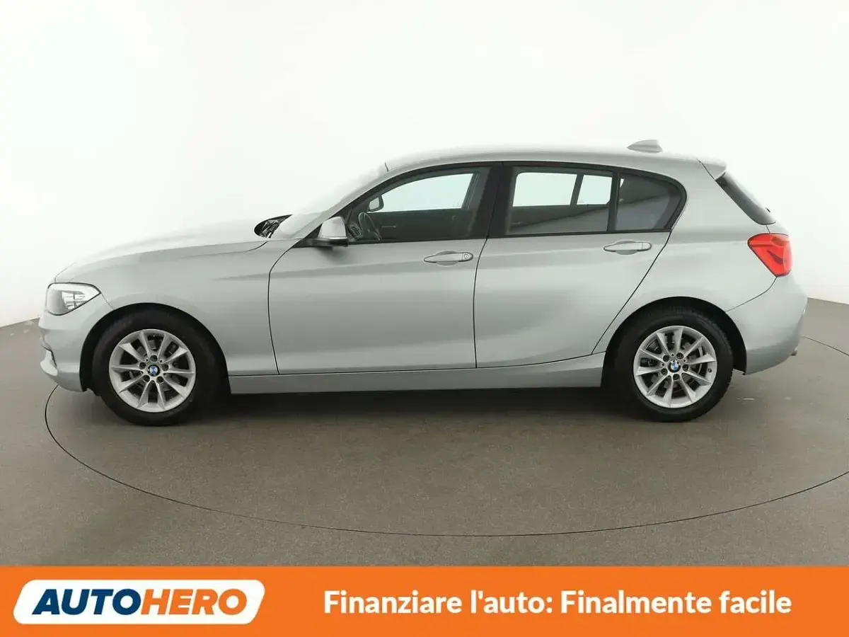 Usata BMW 118 Advantage 150 CV (110 kW) 2016 Argento Utilitaria