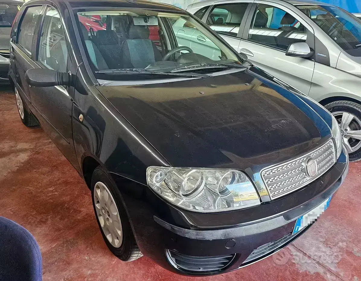 Usata Fiat Punto Classica 60 CV (44 kW) 2010 Nero Utilitaria