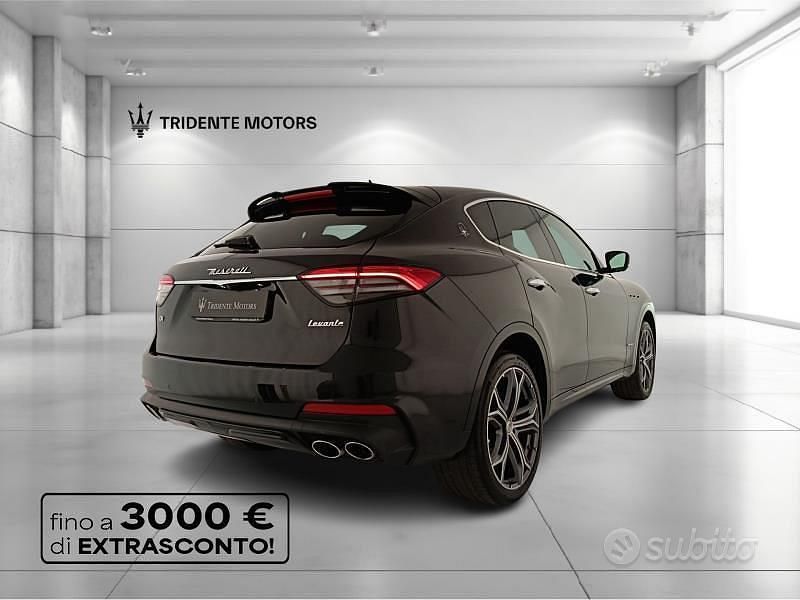 Usata Maserati Levante 250 CV (183 kW) 2020 Nero SUV