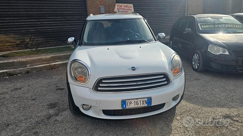 Usata Mini Cooper D Countryman 89 CV (65 kW) 2012 Bianco SUV