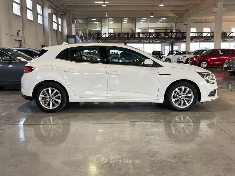 Usata Renault Mégane IV Dynamique 110 CV (80 kW) 2016 Other Utilitaria
