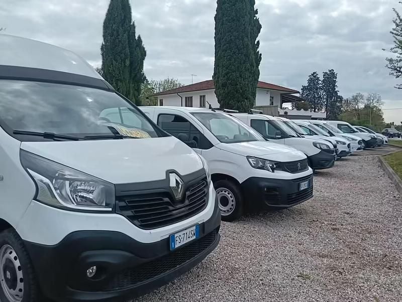 Usata Peugeot Partner 101 CV (74 kW) 2021 Bianco Monovolume