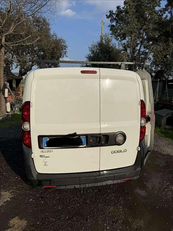 Usata Fiat Doblò Active 84 CV (61 kW) 2012 Monovolume