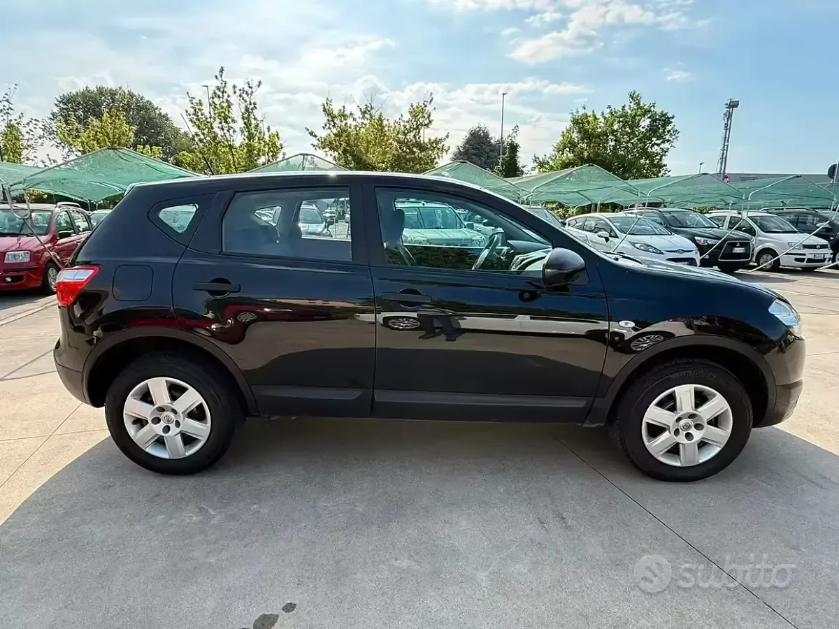 Usado Nissan Qashqai 117 CV (86 kW) 2011 Negro SUV