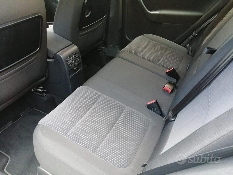 Usata VW Golf VI 110 CV (80 kW) 2009 Grigio Utilitaria