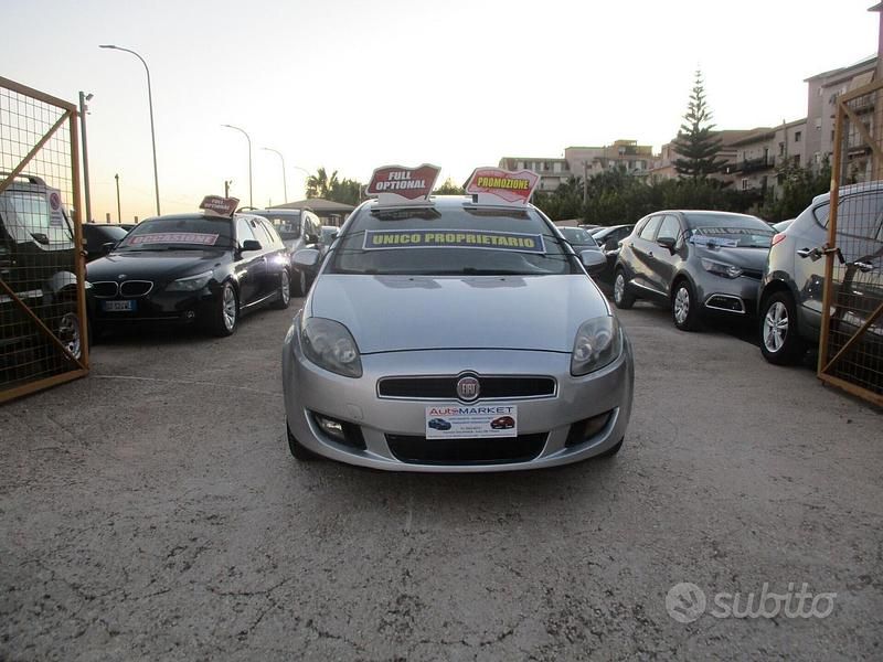 Usata Fiat Bravo Dynamic 120 CV (88 kW) 2012 Grigio Utilitaria