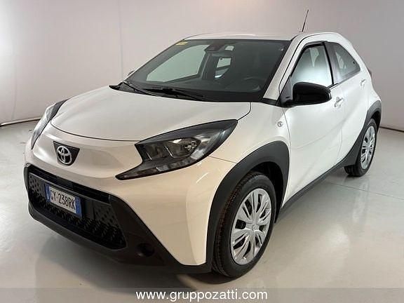 Bianco Usata 2025 Toyota Aygo X Active SUV | 14.500 € (Buon prezzo) - Immagine 1/4