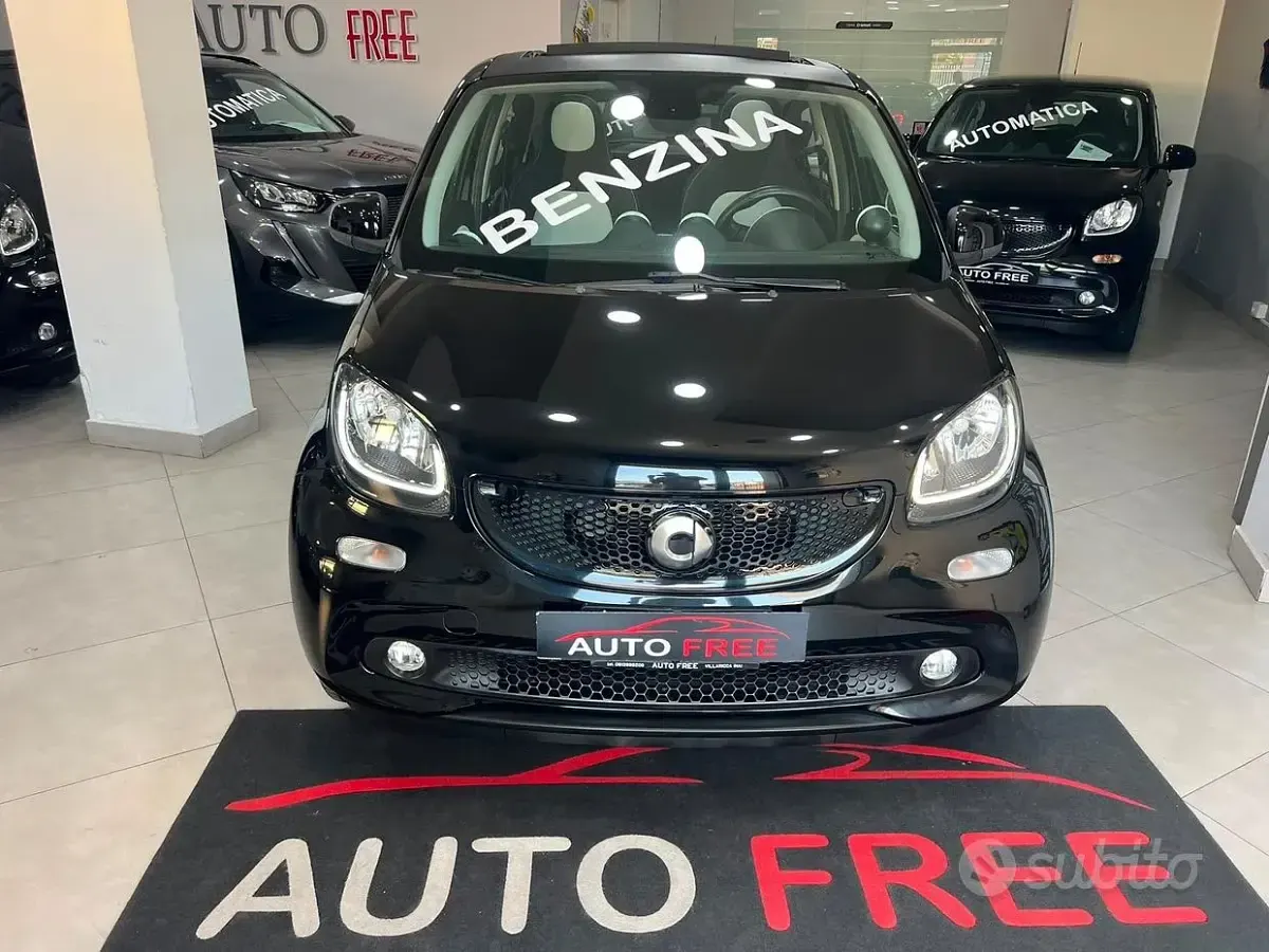 Usata Smart ForFour Passion 71 CV (52 kW) 2015 Nero Utilitaria