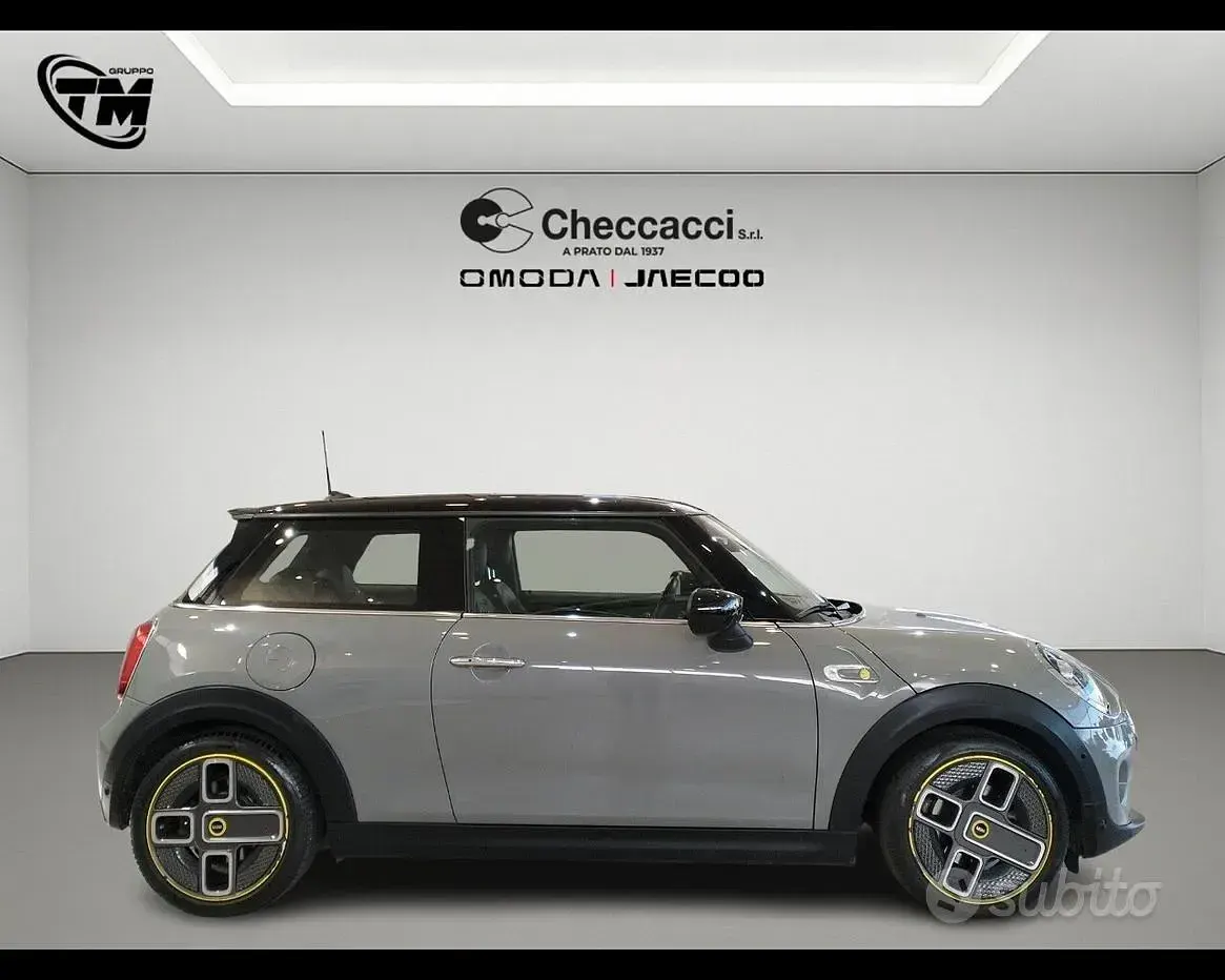 Usata Mini Cooper SE 135 kW (184 CV) 2021 Utilitaria