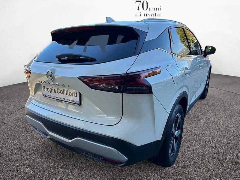 Usata Nissan Qashqai N-Connecta 140 CV (102 kW) 2021 Bianco SUV