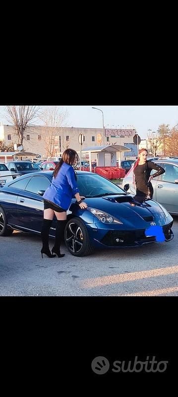 Blu Usata 2001 Toyota Celica Coupé | 10.600 € (Buon prezzo) - Immagine 1/4