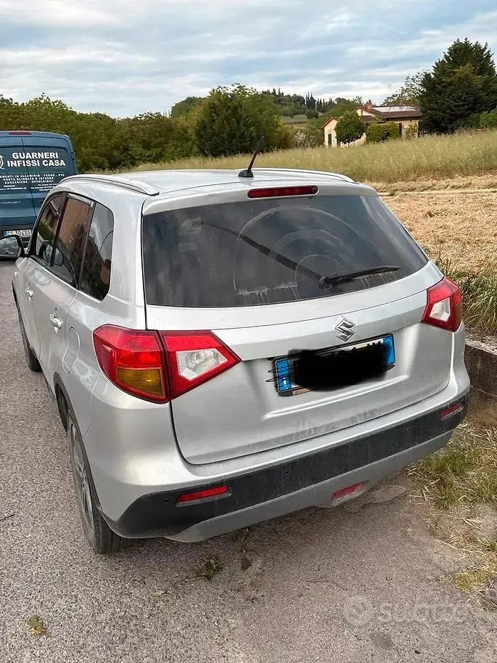 Occasion Suzuki Vitara 120 PK (88 kW) 2015 Grijs SUV