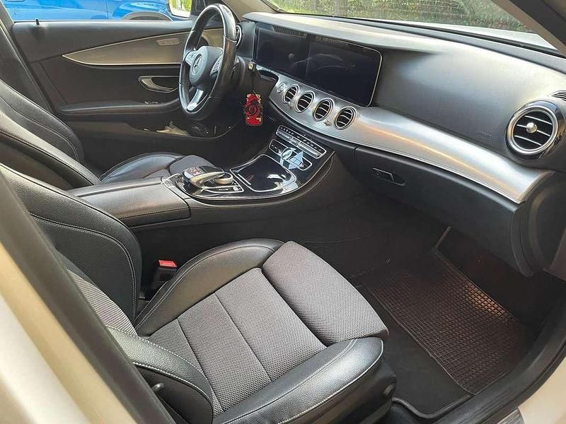 Usata Mercedes E220 Business 194 CV (142 kW) 2018 Bianco Station wagon