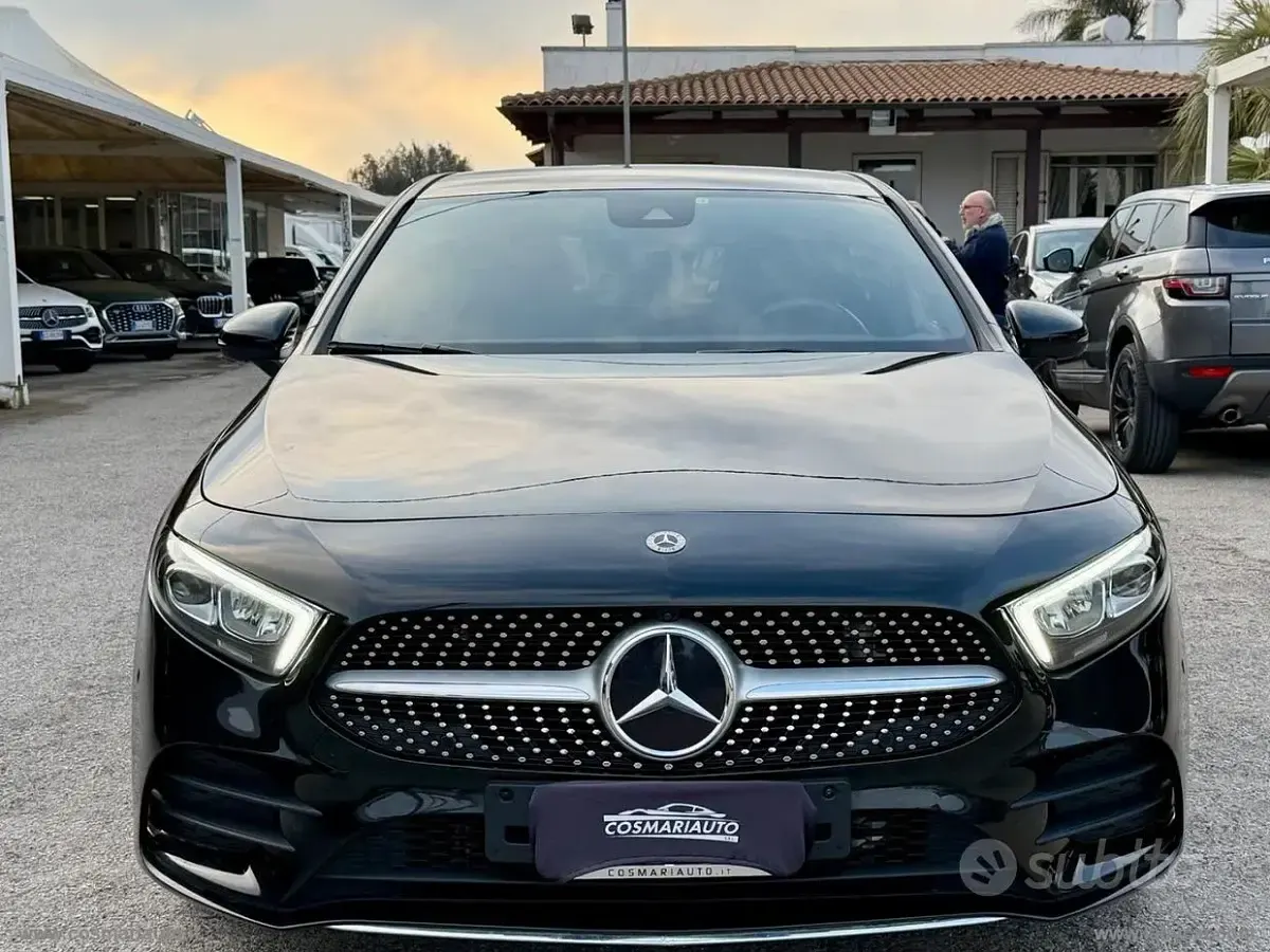 Usata Mercedes A180 Premium 116 CV (85 kW) 2022 Nero Berlina