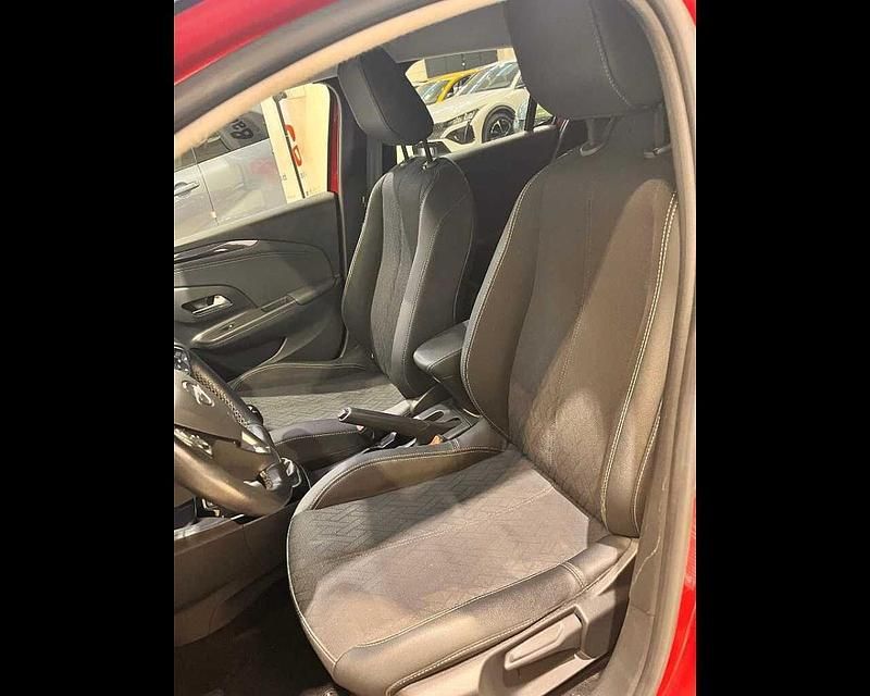 Usata Opel Corsa Elegance 101 CV (74 kW) 2022 Rosso Utilitaria