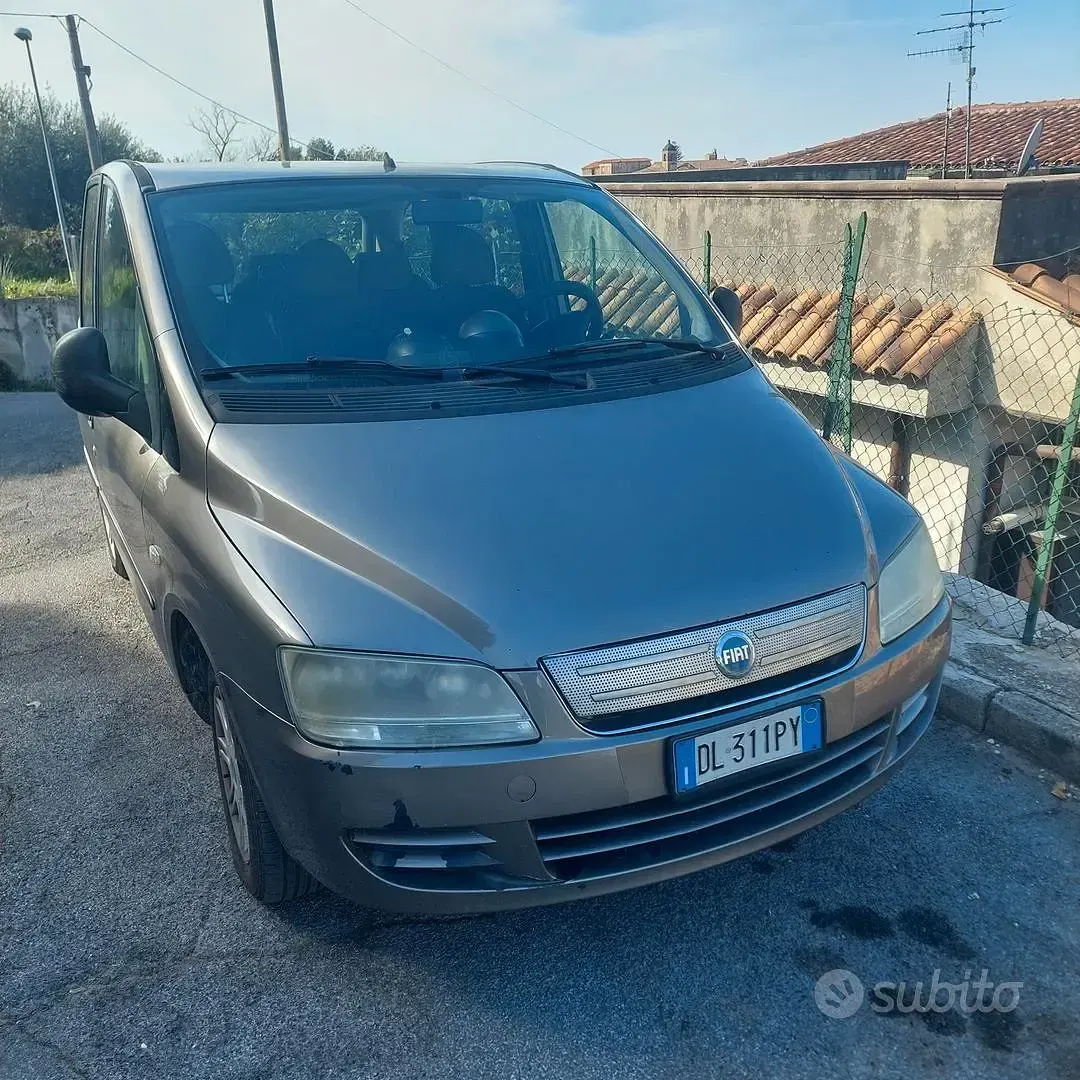 Usata Fiat Multipla 103 CV (75 kW) 2007 Marrone Monovolume