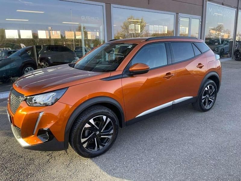 Usata Peugeot 2008 Allure 131 CV (96 kW) 2020 Arancione SUV