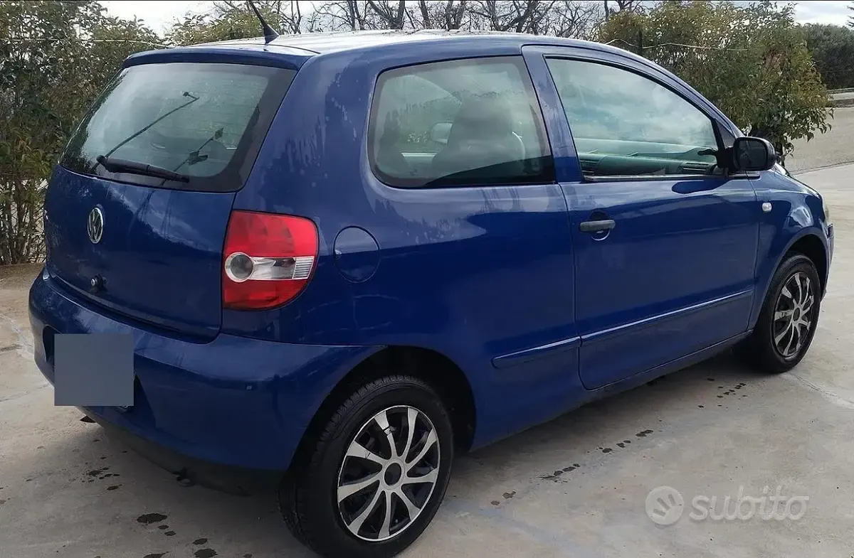 Usata VW Fox 54 CV (39 kW) 2009 Bluazzurro Utilitaria