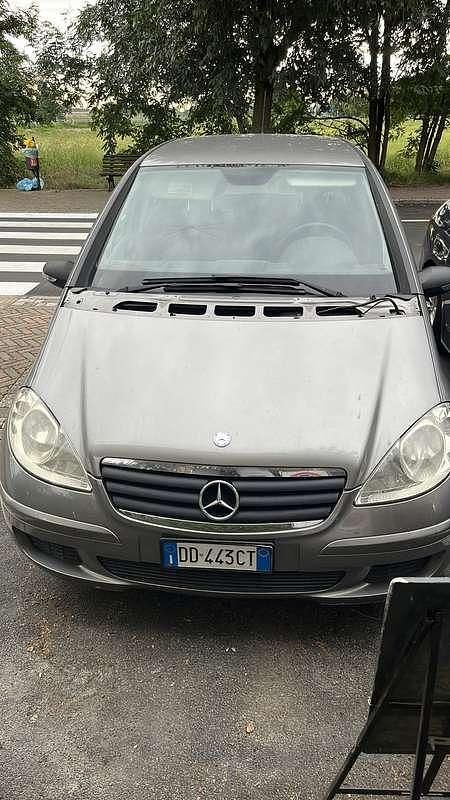 Usata 2006 Mercedes A180 Avantgarde Monovolume | 1500 € (Super prezzo) - Immagine 1/4