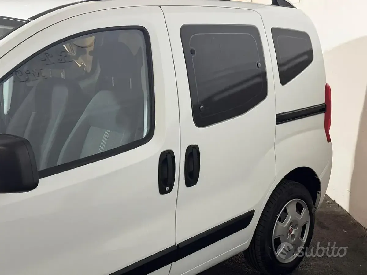Usata Fiat Qubo Lounge 80 CV (58 kW) 2018 Bianco Monovolume