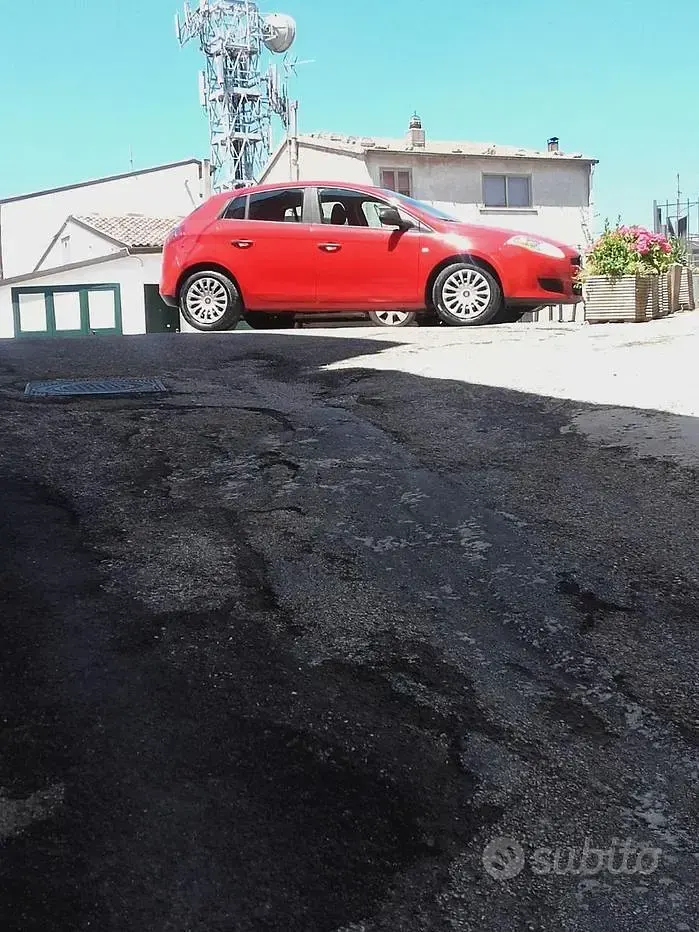 Usata Fiat 1600 90 CV (66 kW) 2009 Rosso Berlina