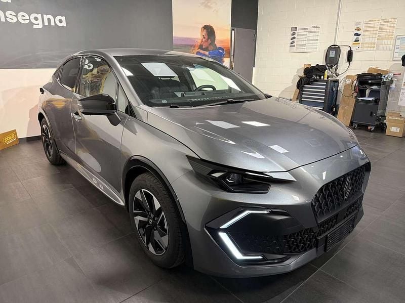 Nuova Renault Clio V Techno 109 CV (80 kW) 2025 Grigio scisto Berlina